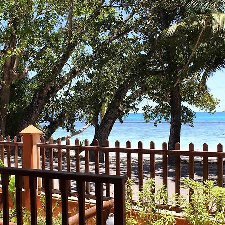 Green Blue Beach House Baie Lazare  Exterior photo